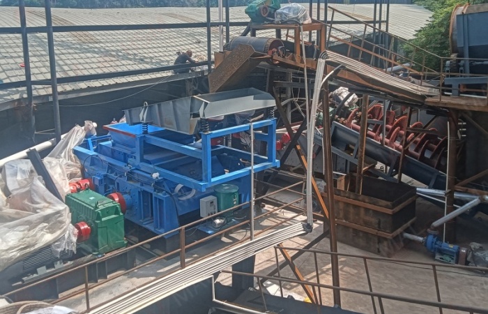 水淬爐渣破碎機生產現場 水淬爐渣破碎機生產現場