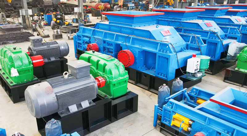 時(shí)產(chǎn)20噸河卵石對輥制砂機(jī)型號(hào)和產(chǎn)量